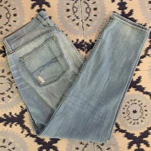 Lucky Brand boyfriend jean